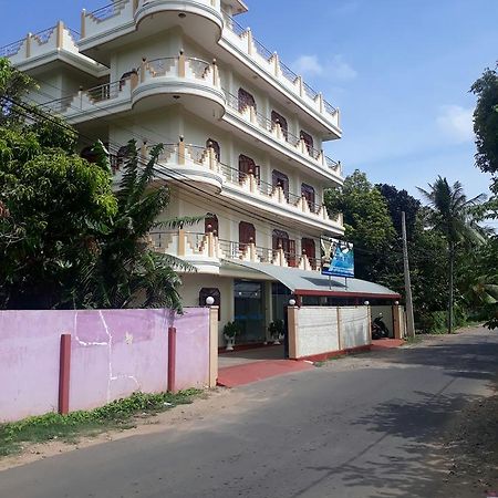 Hotel Blue Whale Jaffna Kültér fotó