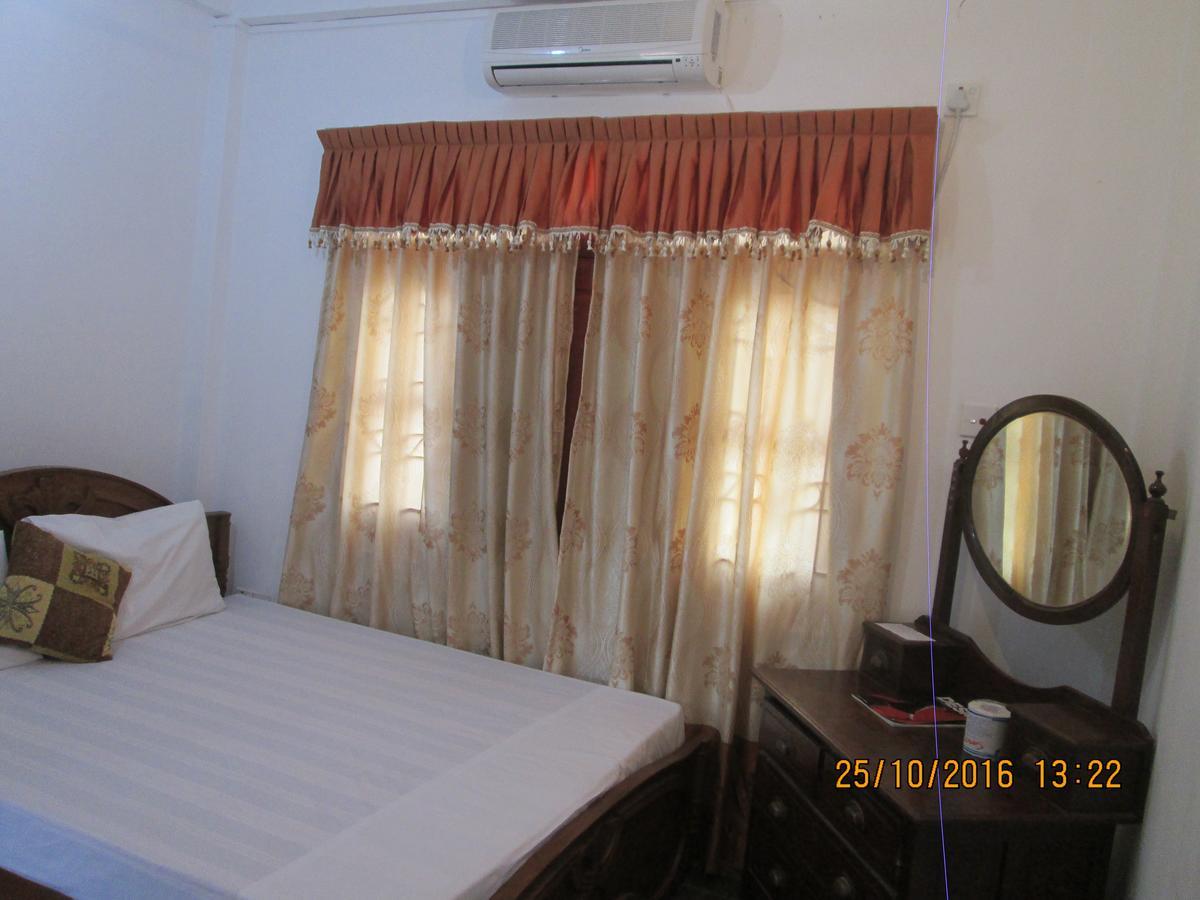 Hotel Blue Whale Jaffna Kültér fotó