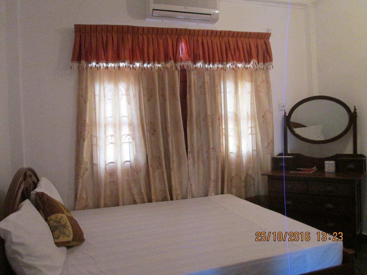Hotel Blue Whale Jaffna Kültér fotó