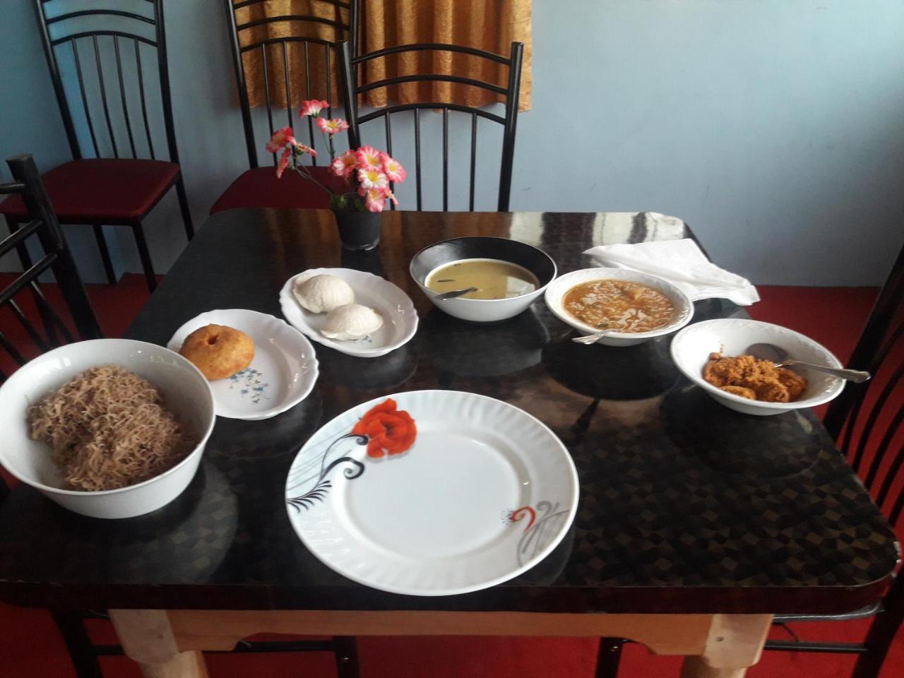 Hotel Blue Whale Jaffna Kültér fotó