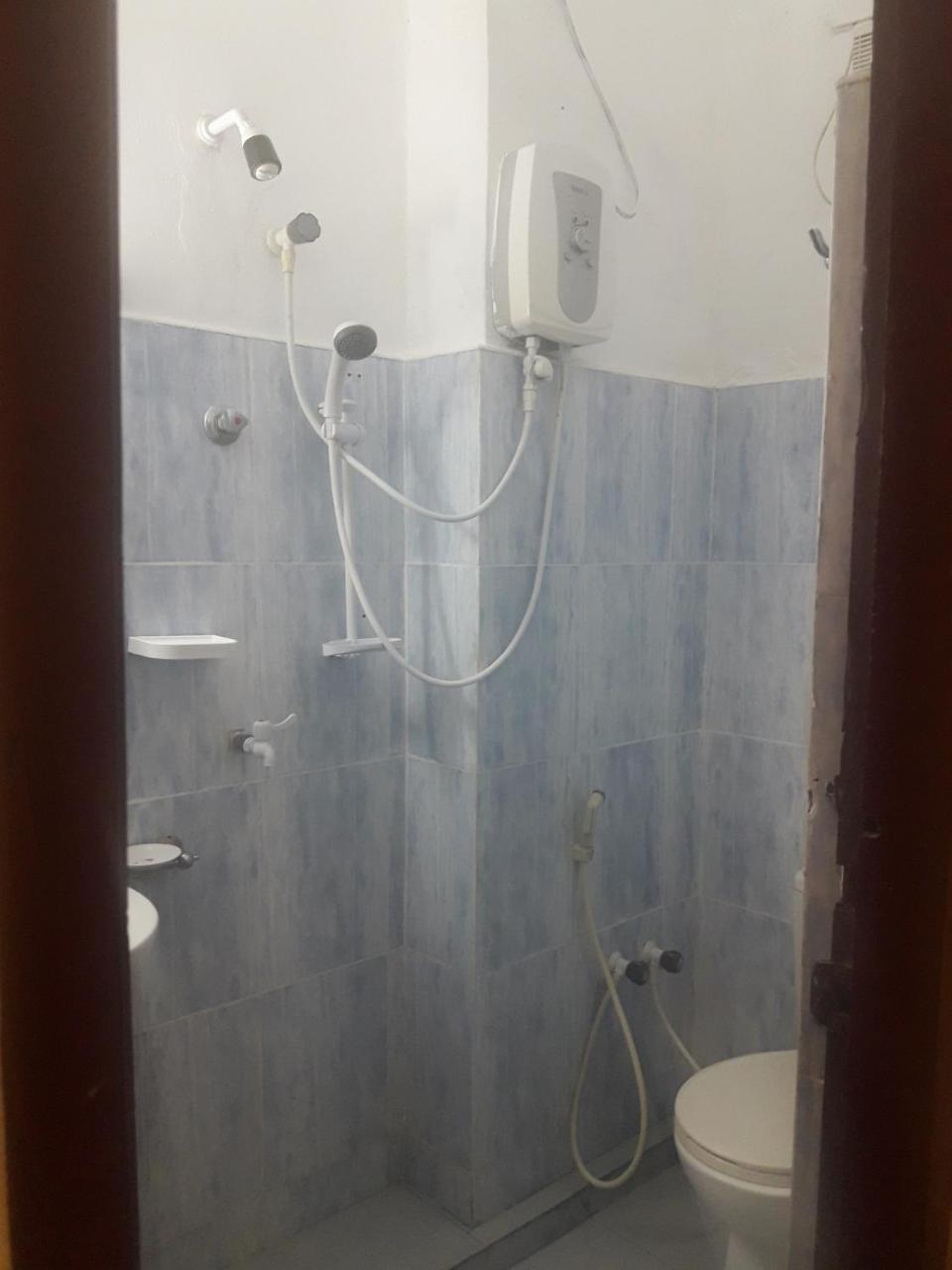 Hotel Blue Whale Jaffna Kültér fotó